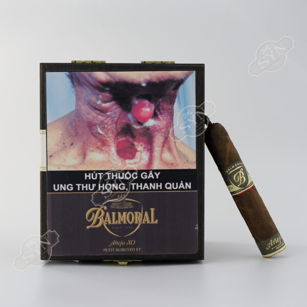 Cigar Balmoral Anẽjo XO Petit